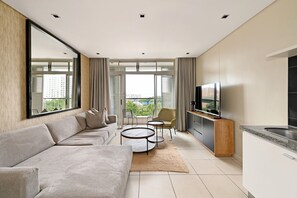 TV, offices - Modern One Bed Apartments | Spacious and Secure (Cape Town)