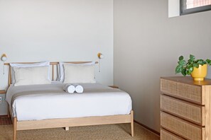 Iron/ironing board, free WiFi, bed sheets - Elegant Camps Bay One Bed | Eco Pool | Modern (Cape Town)