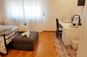 Accès Internet, draps fournis