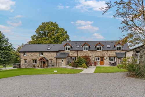 2 Bed in Ponthirwaun (oc-c33293)