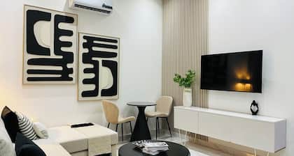 Ritz Elegant Studio Apartment