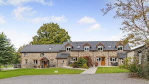 Exterior - 3 Bed in Ponthirwaun (oc-t33294) (Ponthirwaun)