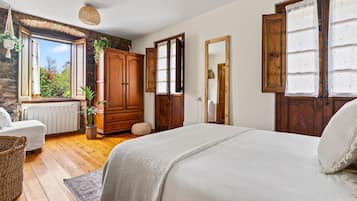 Strygejern/strygebræt, Wi-Fi, sengetøj