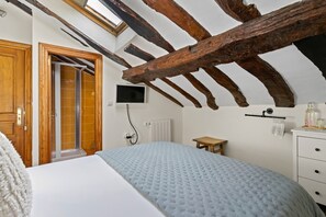 Bügeleisen/Bügelbrett, WLAN, Bettwäsche