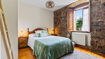 Strygejern/strygebræt, Wi-Fi, sengetøj