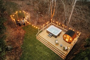 Terrace/patio - NEW: Streamside by Callicoon: Hot Tub, Sauna & Gym (Hankins)