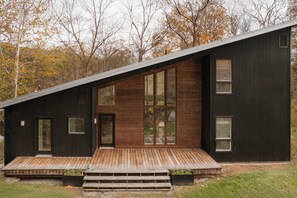 Exterior - NEW: Streamside by Callicoon: Hot Tub, Sauna & Gym (Hankins)