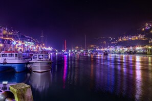 小船码头