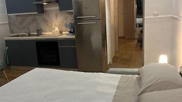 1 camera, Wi-Fi, lenzuola