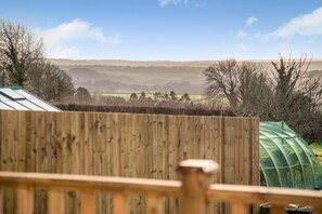 Property grounds - 2 Bed in Harrowbarrow (oc-w33960) (Harrowbarrow)
