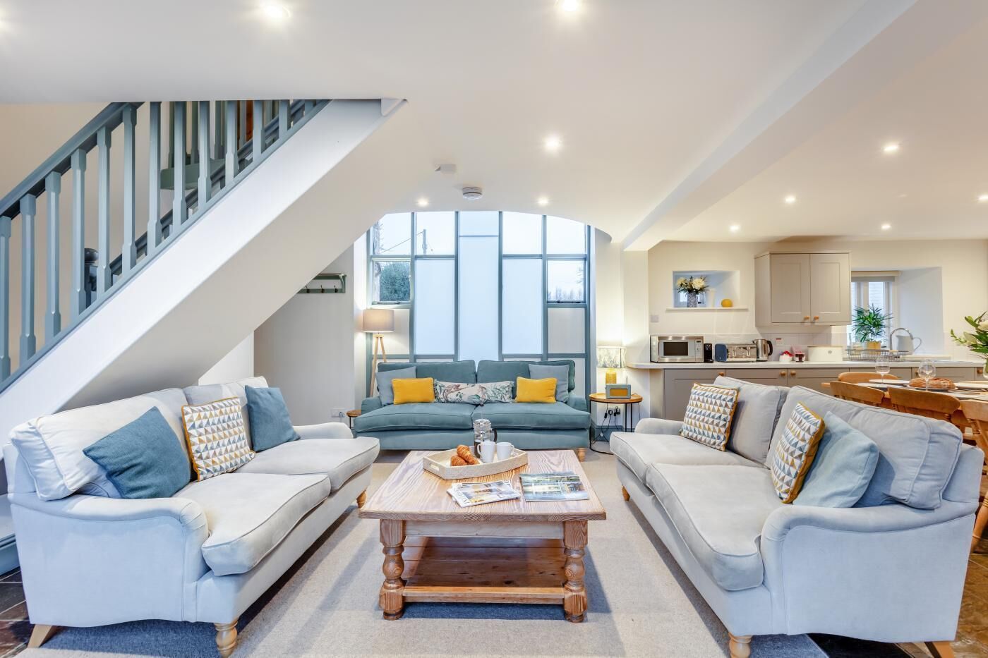 Televisie en een open haard