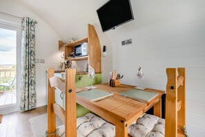 Dining - 1 Bed in Marden (oc-r33958) (Marden)