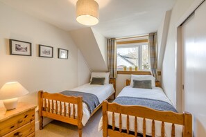 Bügeleisen/Bügelbrett, kostenloses WLAN, Bettwäsche