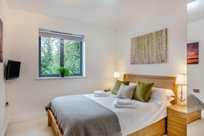 Iron/ironing board, free WiFi, bed sheets - 2 Bed in Fowey (oc-h33067) (Fowey)