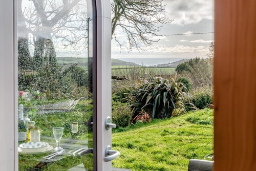 1 Bed in Widegates (oc-p34233)