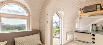 1 Bed in Widegates (oc-p34235)