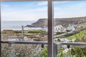 Interior - 4 Bed in Widemouth Bay (oc-s34119) (Widemouth Bay)