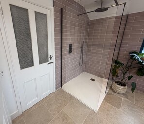 Towels - 4 Bed in Bugle (oc-f34175) (Bowling Green)