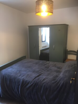 Iron/ironing board, WiFi - Stone Holiday Home in the Lot – Peaceful Nature Retreat near the Dordogne (Masclat)