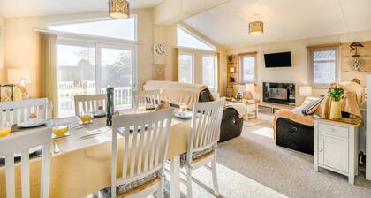 3 Bed in Burgh Castle, Great Yarmouth (oc-f34452)