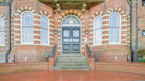 Exterior detail - 2 Bed in Sheringham (oc-b34382) (Sheringham)