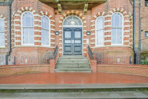 Exterior detail - 2 Bed in Sheringham (oc-b34382) (Sheringham)
