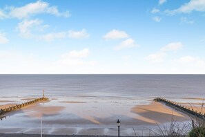 Beach - 3 Bed in Sheringham (oc-b34378) (Sheringham)
