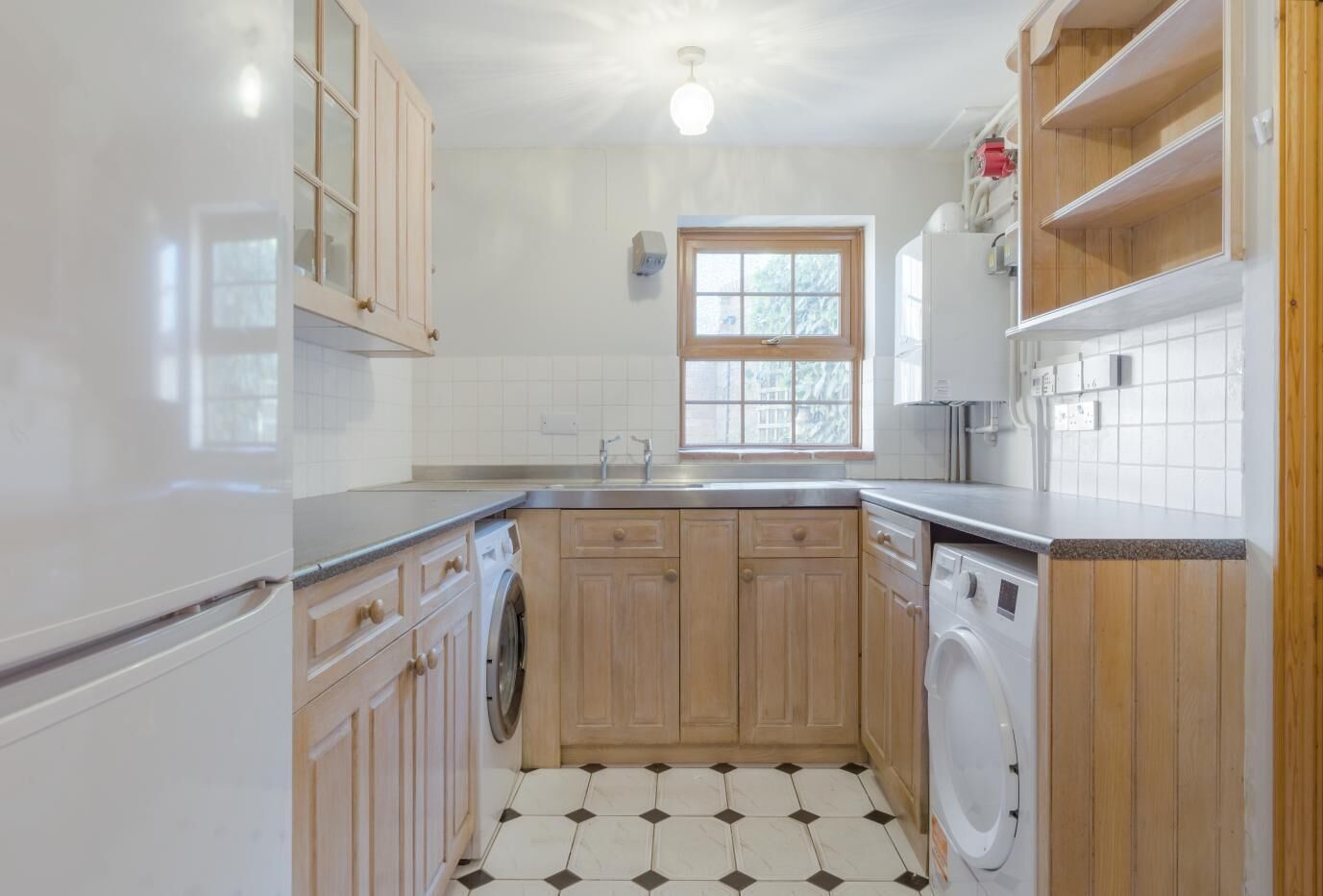 Oven, dishwasher, high chair, cookware/dishes/utensils