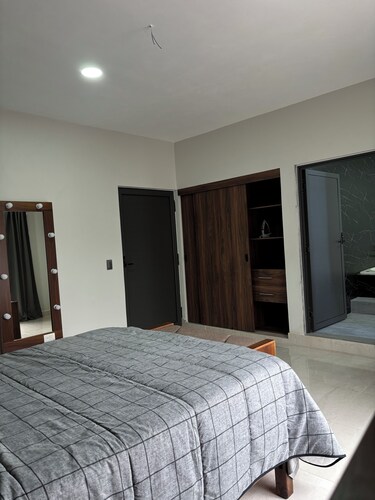 Apartment with Jacuzzi Arandas