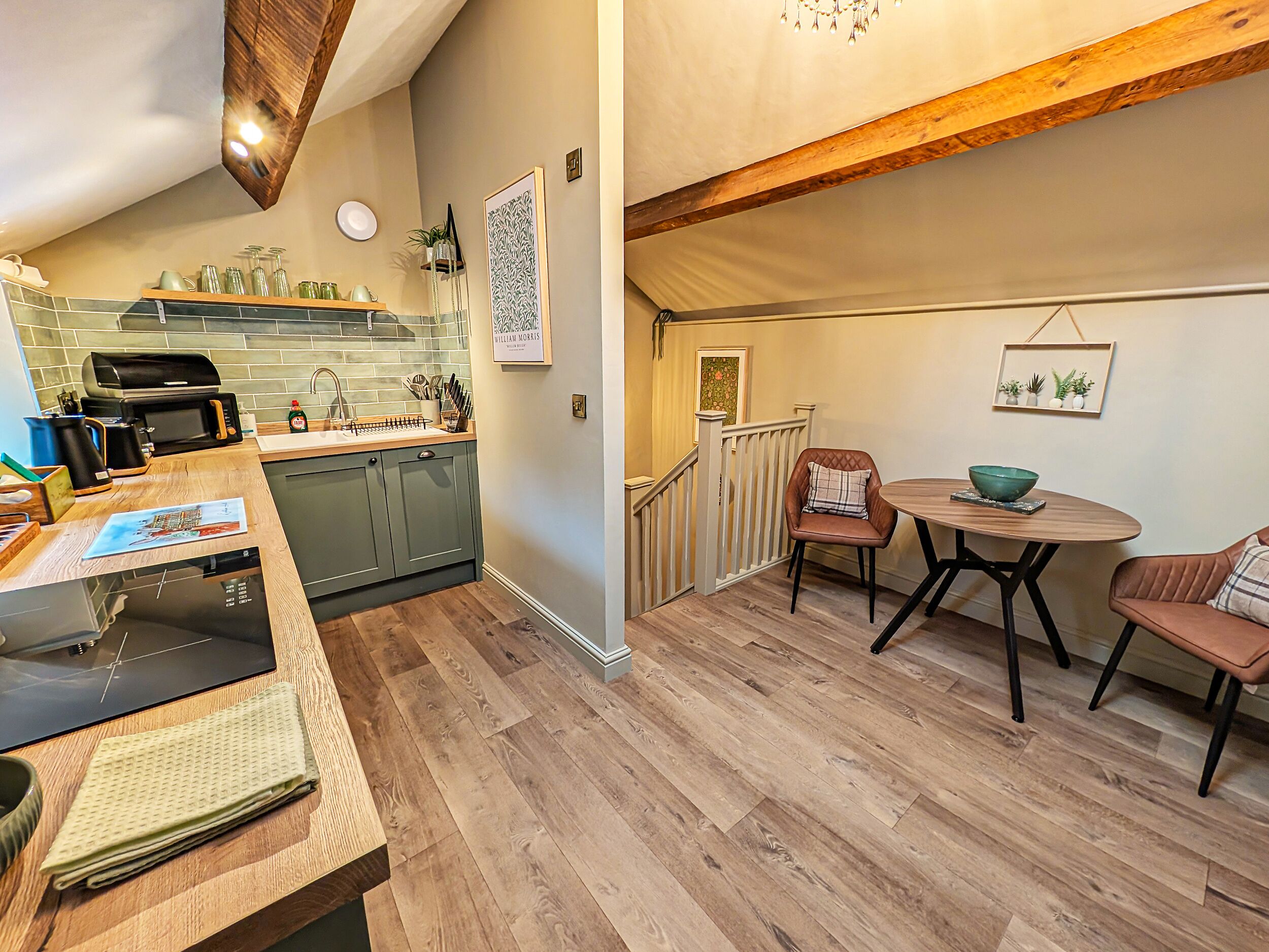 Dishwasher, cookware/dishes/utensils