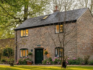 Exterior - The Gardeners Cottage at Lytham Hall (Lytham St. Anne's)