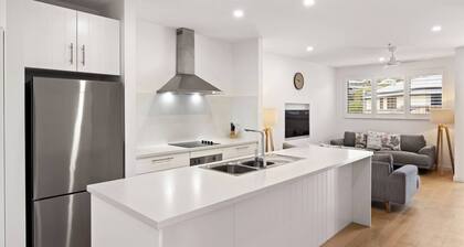 Yallingup Dunes Contemporary Coastal Comforts