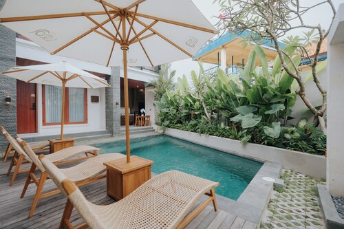 Casa Nika Suites Seminyak