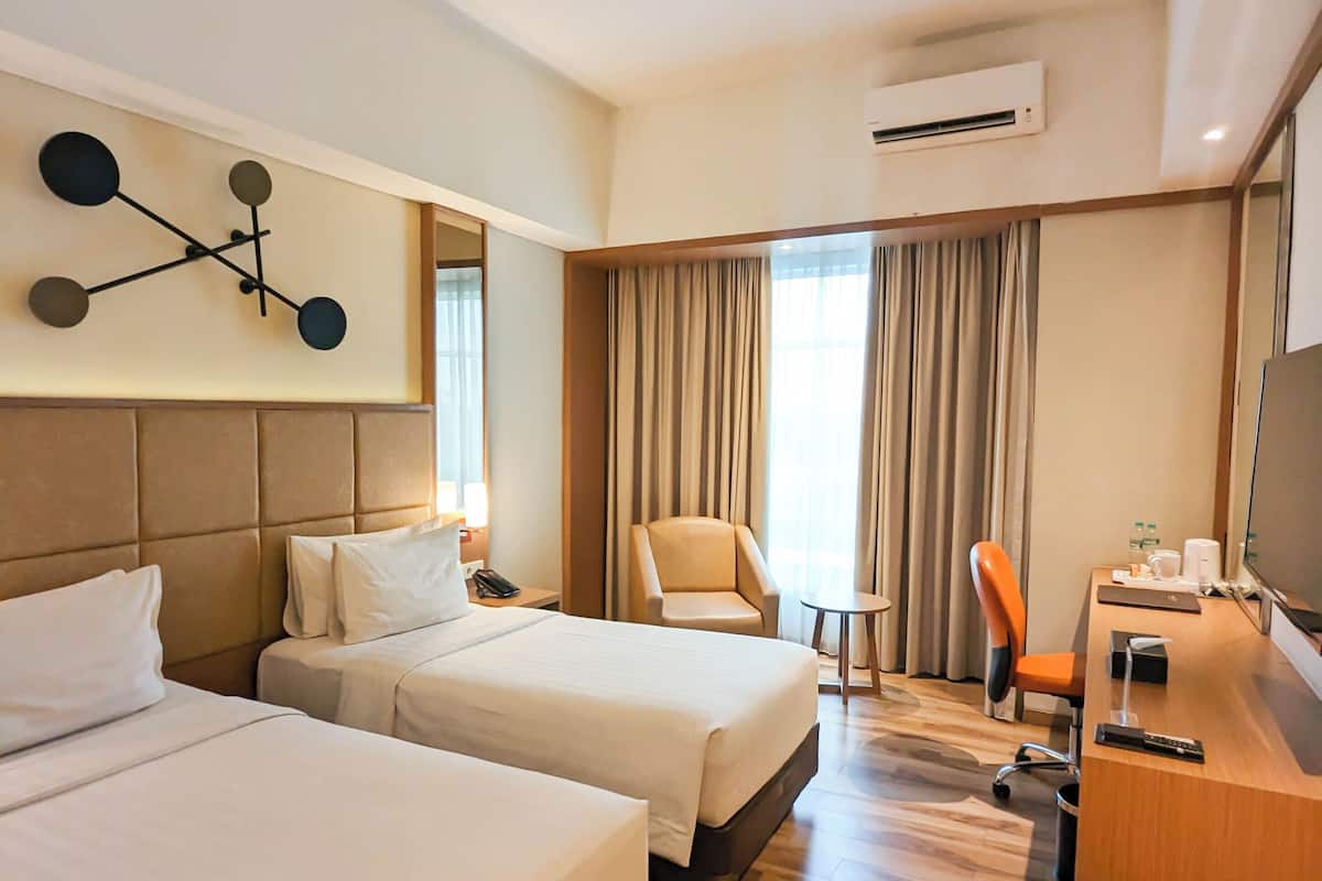 Habitación Deluxe con 2 camas individuales | Escritorio y wifi gratis