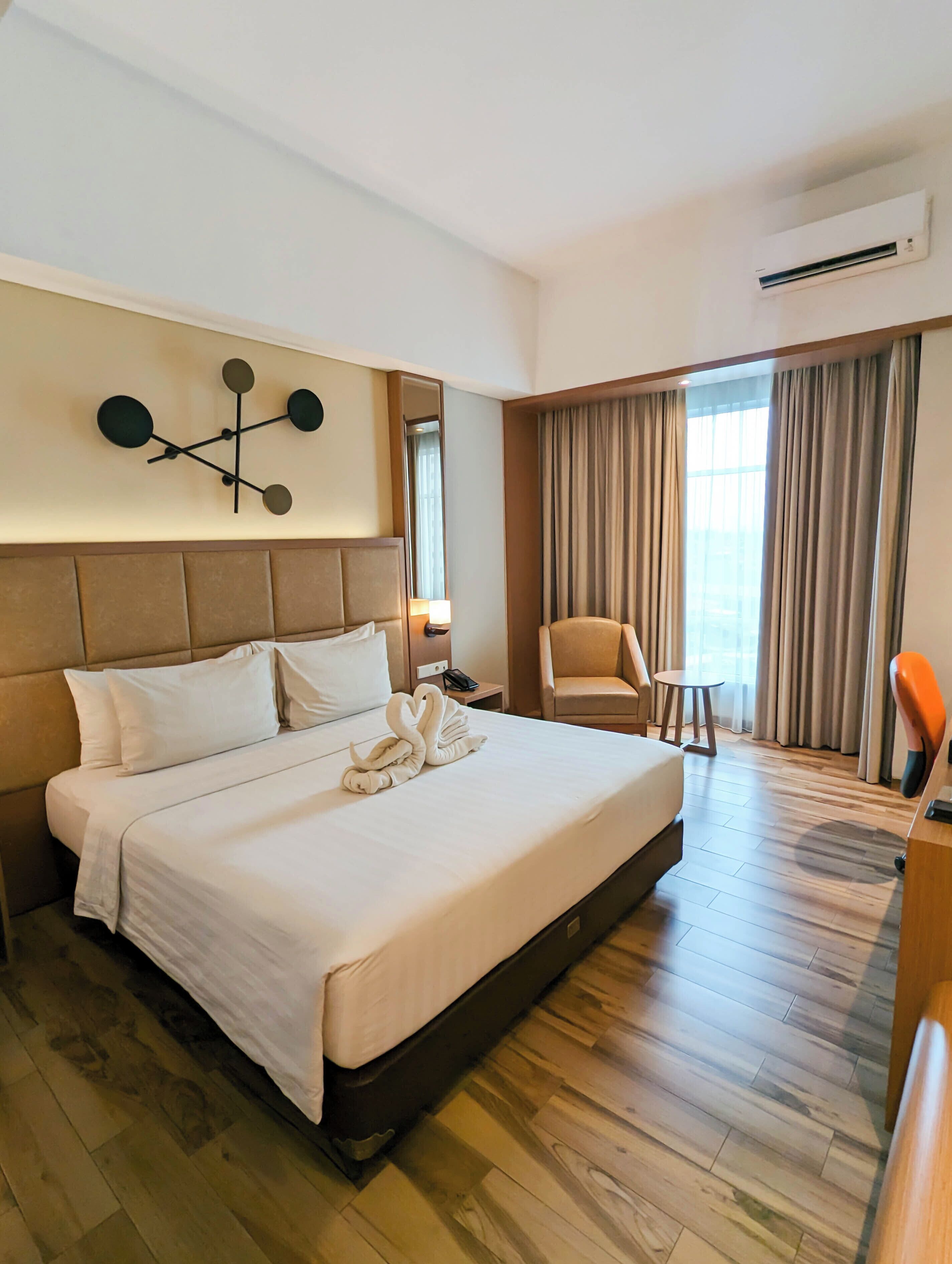 Deluxe Double or Twin Room | Desk, free WiFi