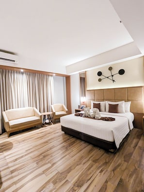 Habitación doble ejecutiva | Escritorio y wifi gratis