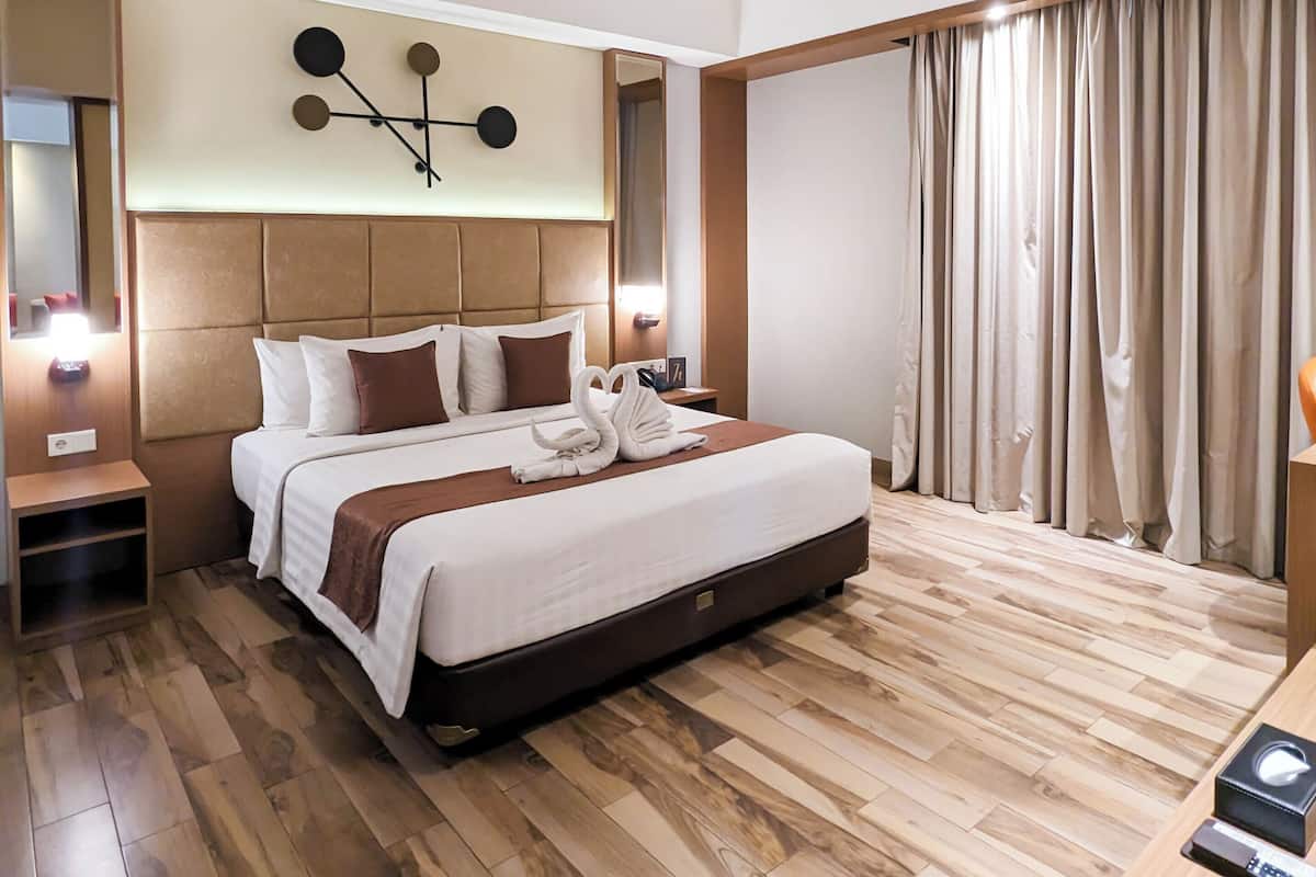 Elite Double Room | Desk, free WiFi