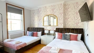 Economy Quadruple Room