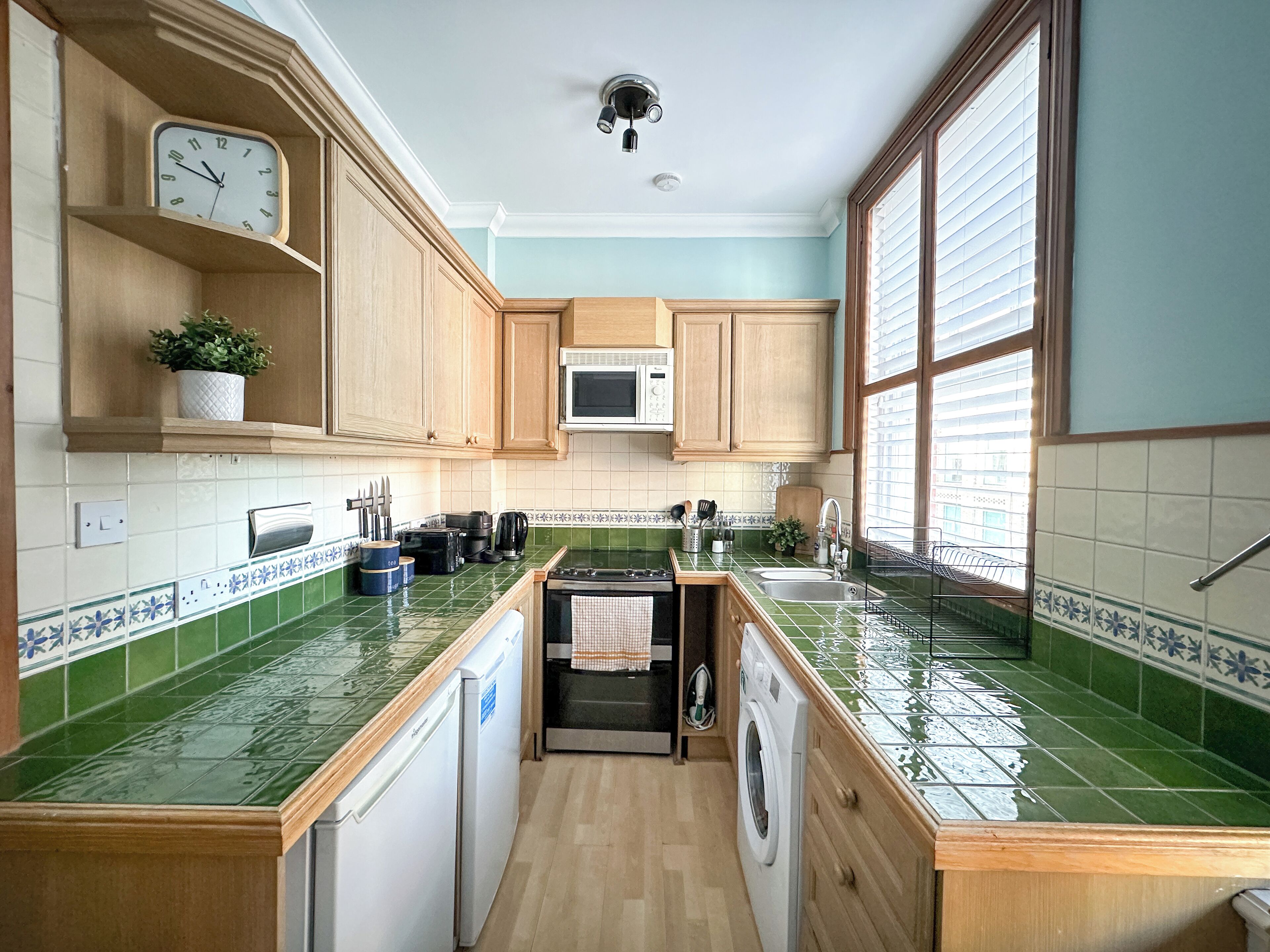 Deluxe Triple Room, City View