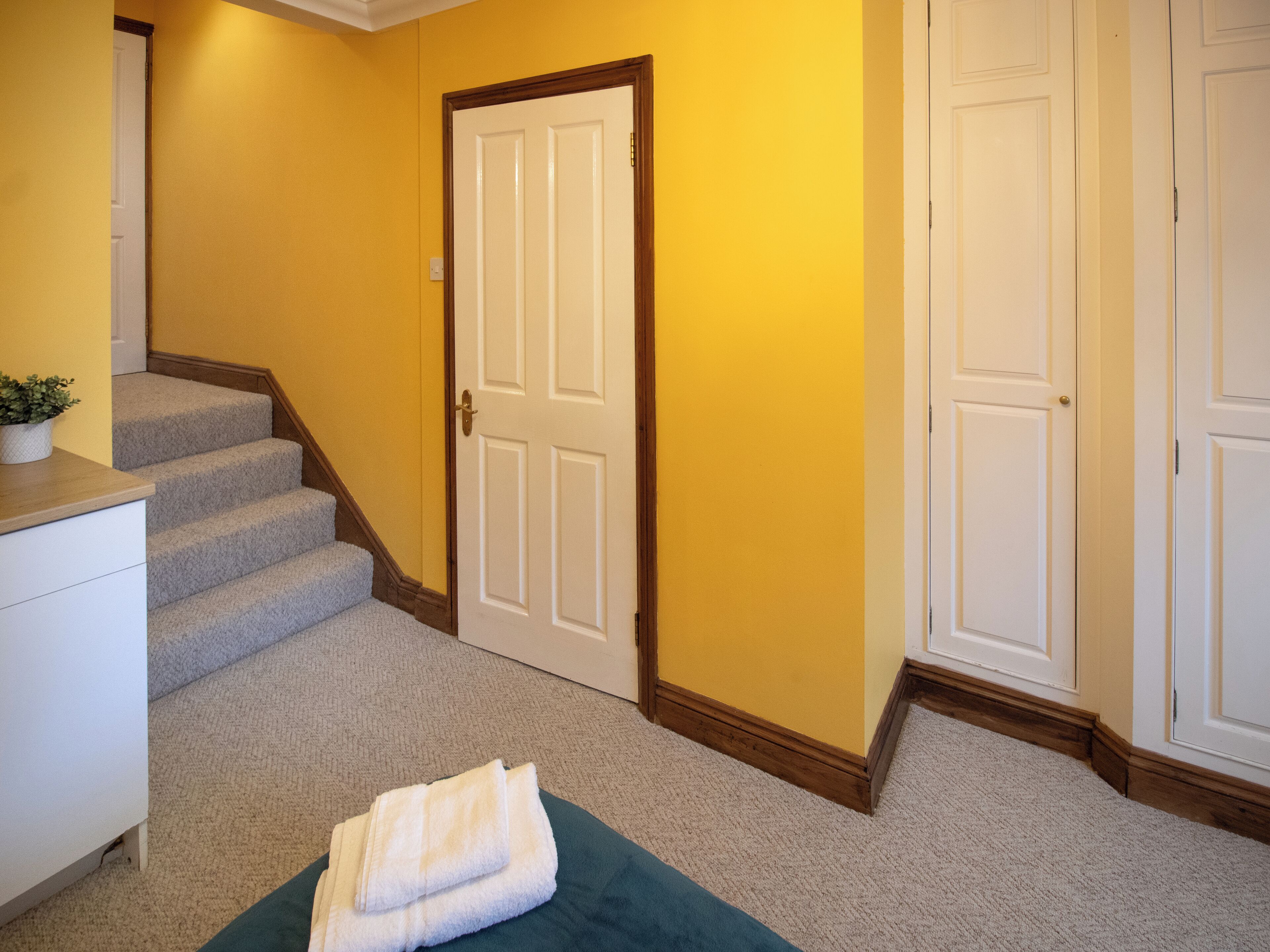 Family Triple Room, City View