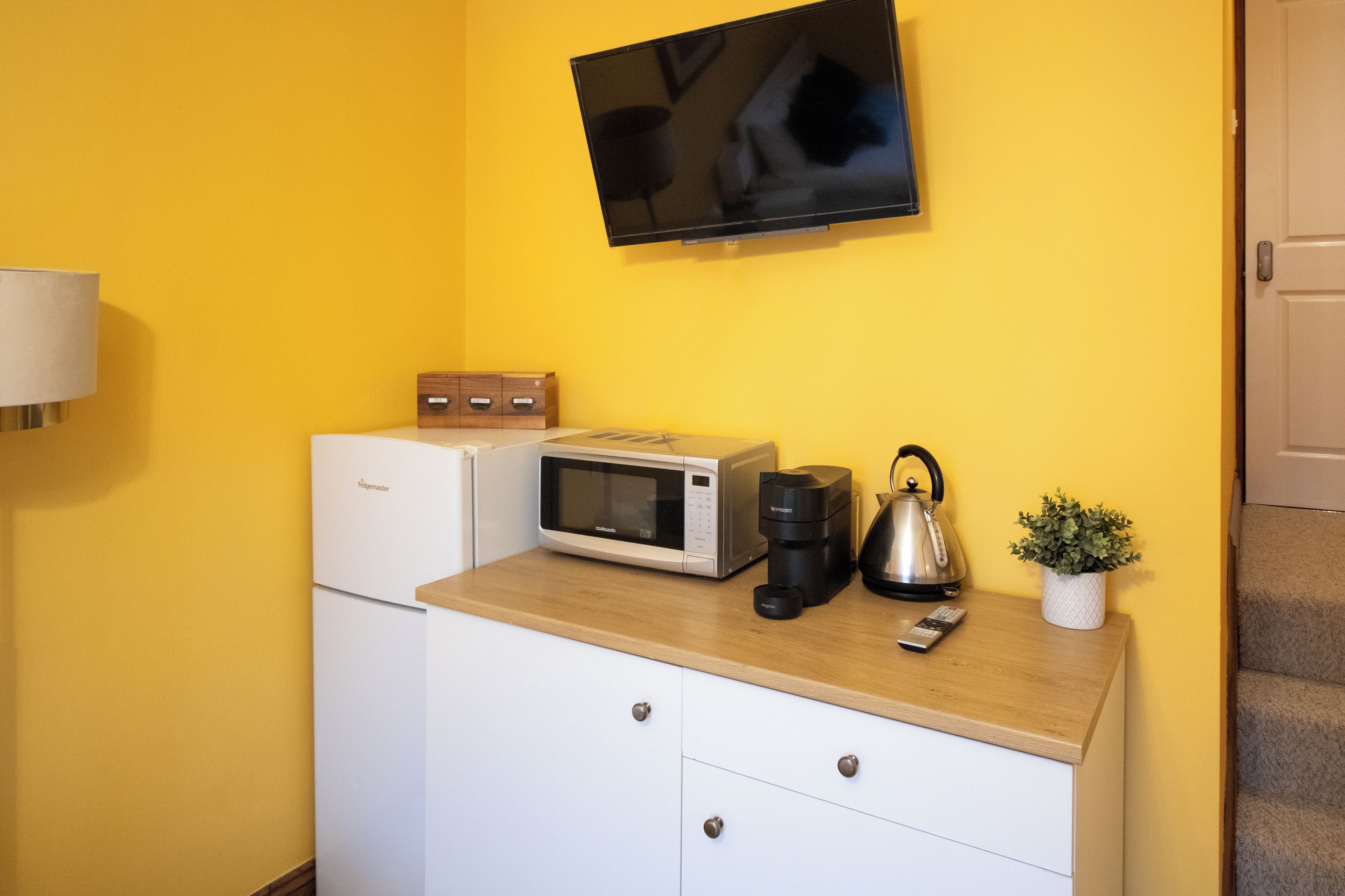 Family Triple Room, City View