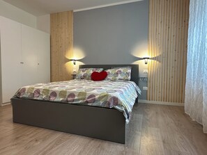2 bedrooms, iron/ironing board, WiFi, bed sheets - [Venice-Mestre]Design Apartment Bros#1 (Venezia)