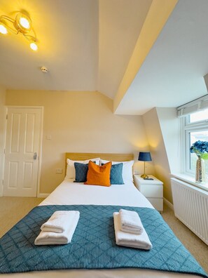 Exclusive Apartment, Ensuite | Desk, laptop workspace, iron/ironing board, free WiFi