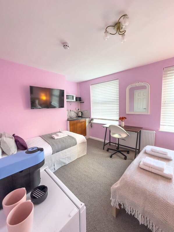 Premium Apartment, Ensuite, City View | Desk, laptop workspace, iron/ironing board, free WiFi