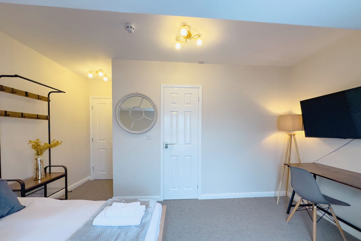 Kahden hengen economy-huone | Työpöytä, kannettavalle tietokoneelle sopiva työtila