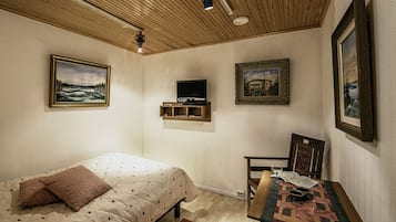 1 soverom, strykejern/-brett og wi-fi (inkludert)