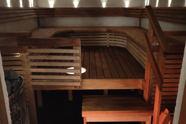Rent sauna for extra fee