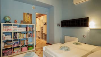 Silitysrauta/-lauta, Wi-Fi, vuodevaatteet