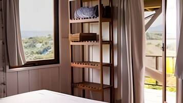 Classic Chalet | Blackout drapes, iron/ironing board (on request), WiFi (free)