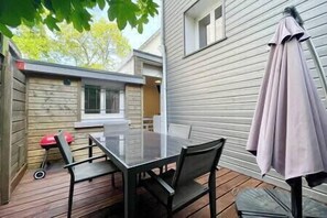 Outdoor dining - The Terrace - Near Downtown - BBQ (Saint-Nazaire)
